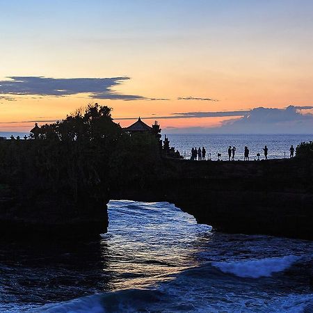 Zen Rooms Seminyak Mertanadi Екстер'єр фото